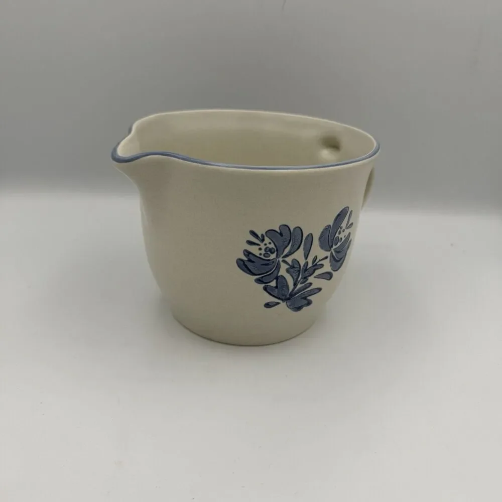 Vintage Pfaltzgraff Yorktown Closed Handled Oversized Batter Bowl Milk Pitcher